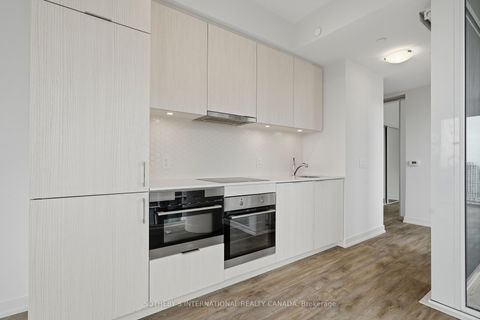 Photo 9 at 2108 - 158 Front Street, Moss Park, Toronto