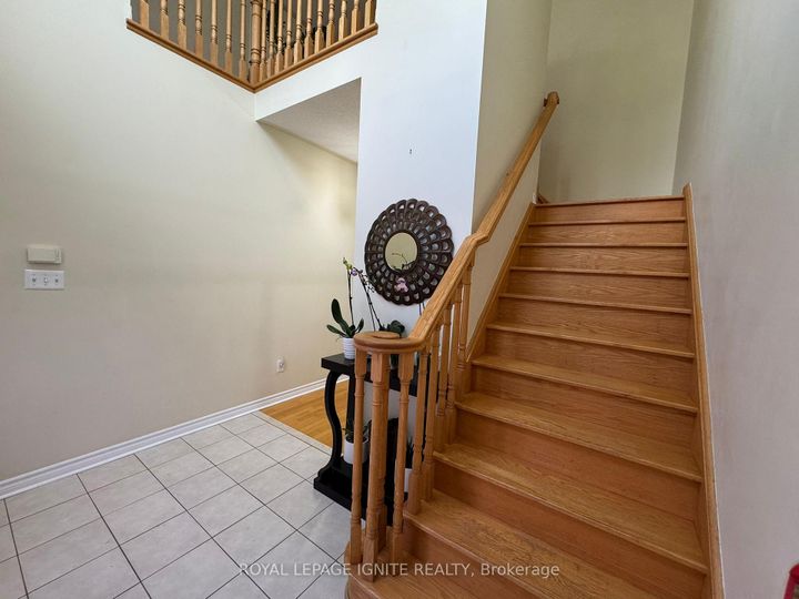 Photo 38 at 90 Sir Jacobs Crescent, Fletcher's Meadow, Brampton
