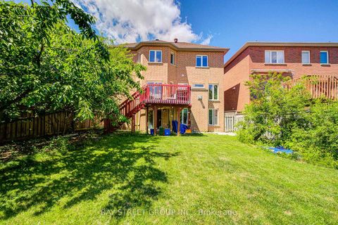 Photo 36 at 19 Fountain Court, Rouge Woods, Richmond Hill