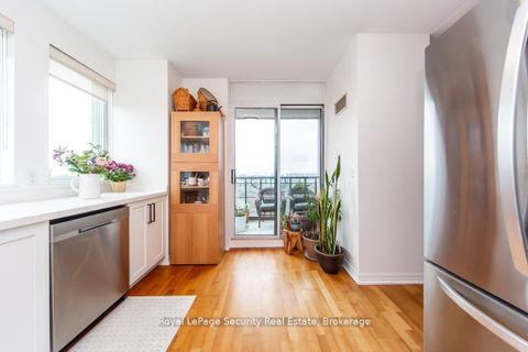 Photo 16 at 1402 - 38 Fontenay Court, Humber Valley, Toronto