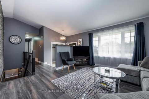 Photo 3 at 4 Templeton Drive, New Lowell, Clearview