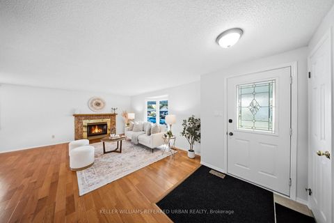 Photo 4 at 6 Gander Cove, Rural Innisfil, Innisfil