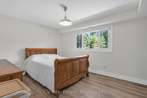 Photo 33 at 22 Baycrest Drive, North Shore, Barrie