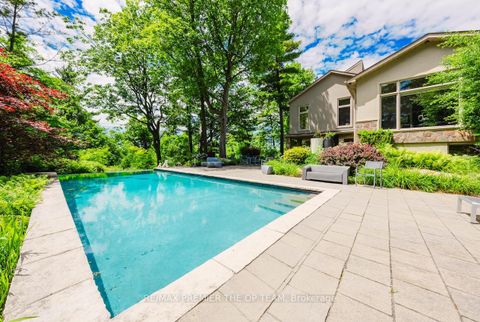 Photo 4 at 66 Clubhouse Road, East Woodbridge, Vaughan