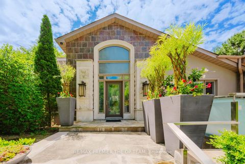 Photo 5 at 66 Clubhouse Road, East Woodbridge, Vaughan