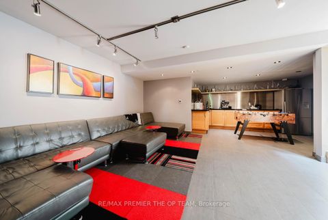 Photo 33 at 66 Clubhouse Road, East Woodbridge, Vaughan