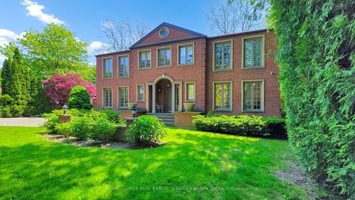 Photo 1 at 21 Forest Heights Boulevard, Windfields, Toronto