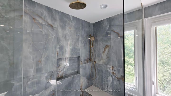 Photo 34 at 21 Forest Heights Boulevard, Windfields, Toronto