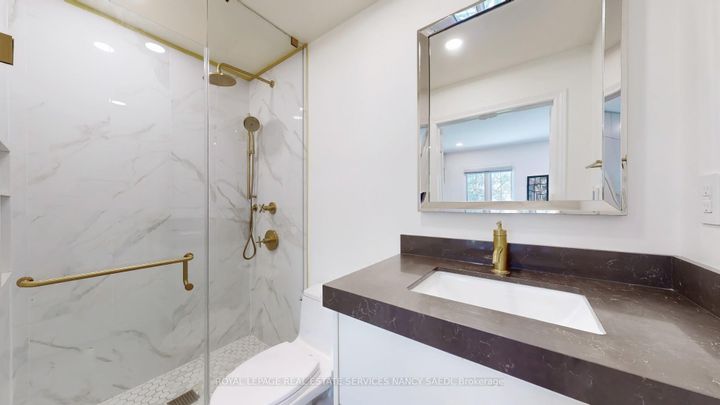 Photo 37 at 21 Forest Heights Boulevard, Windfields, Toronto