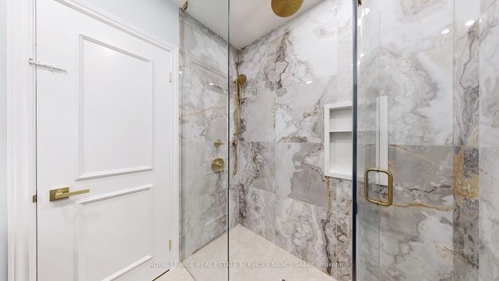 Photo 44 at 21 Forest Heights Boulevard, Windfields, Toronto
