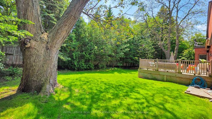 Photo 45 at 21 Forest Heights Boulevard, Windfields, Toronto