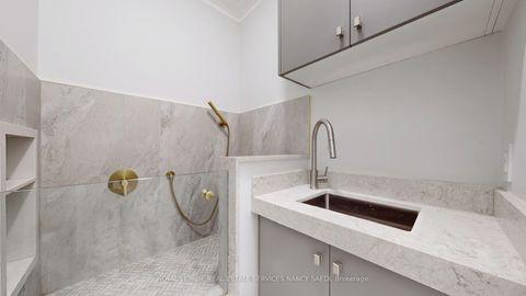 Photo 25 at 21 Forest Heights Boulevard, Windfields, Toronto