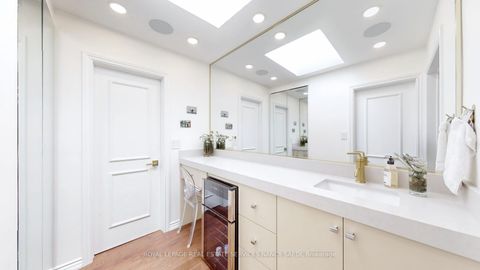 Photo 32 at 21 Forest Heights Boulevard, Windfields, Toronto