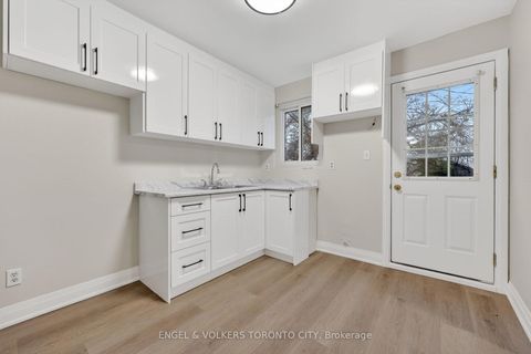 Photo 4 at 14 - 40 East Street, Sutton & Jackson's Point, Georgina