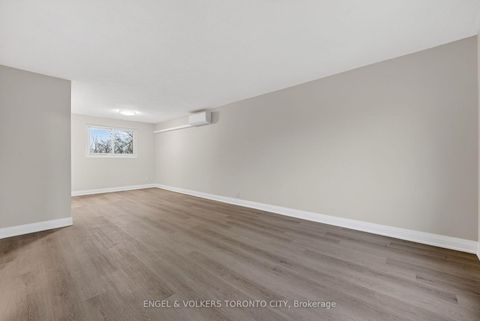 Photo 12 at 14 - 40 East Street, Sutton & Jackson's Point, Georgina