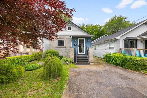 Photo 0 at 87 Craiglee Drive, Cliffside, Toronto