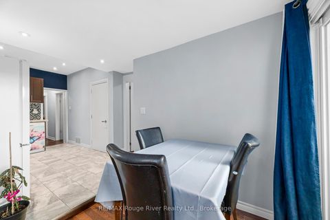 Photo 14 at 87 Craiglee Drive, Cliffside, Toronto