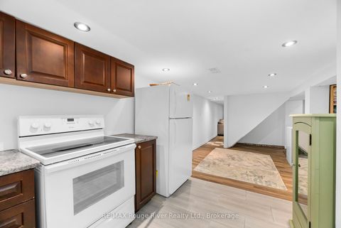Photo 22 at 87 Craiglee Drive, Cliffside, Toronto