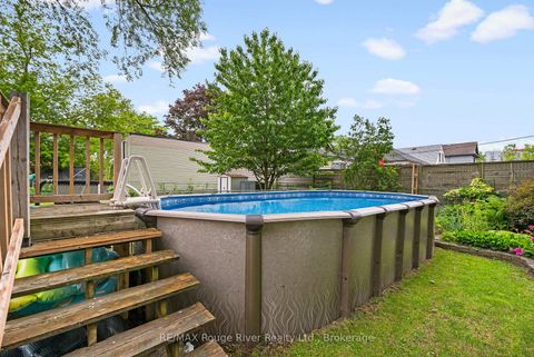 Photo 32 at 87 Craiglee Drive, Cliffside, Toronto