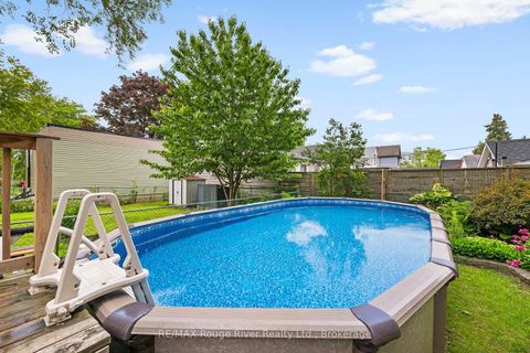 Photo 33 at 87 Craiglee Drive, Cliffside, Toronto