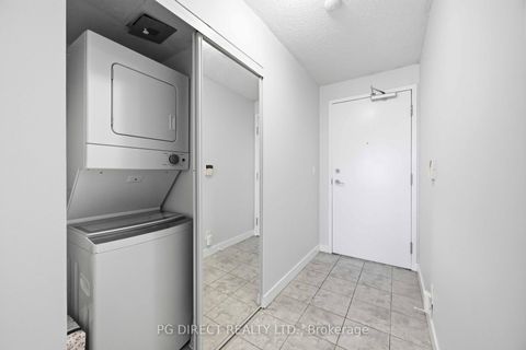 Photo 8 at 2716 - 38 Lee Centre Drive, Woburn, Toronto