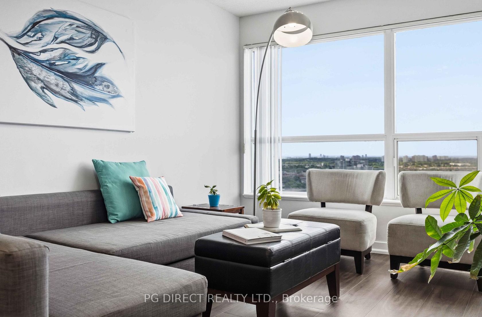 2716 - 38 Lee Centre Drive, Woburn, Toronto 