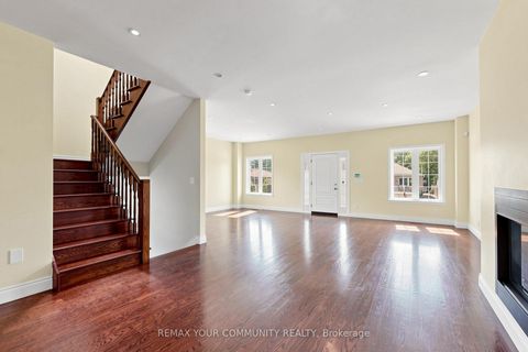 Photo 5 at 171 Beta Street, Alderwood, Toronto