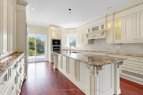 Photo 10 at 171 Beta Street, Alderwood, Toronto