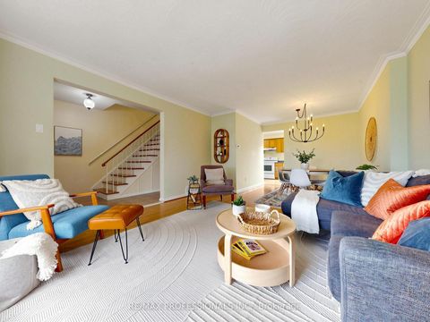 Photo 3 at 19 Davelayne Road, Humbermede, Toronto