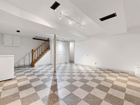 Photo 14 at 19 Davelayne Road, Humbermede, Toronto