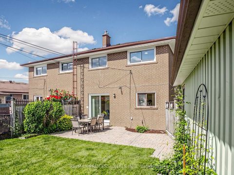 Photo 18 at 19 Davelayne Road, Humbermede, Toronto