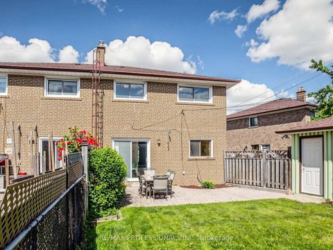 Photo 19 at 19 Davelayne Road, Humbermede, Toronto