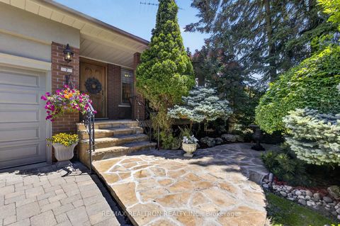 Photo 2 at 7 Conlins Road, Highland Creek, Toronto