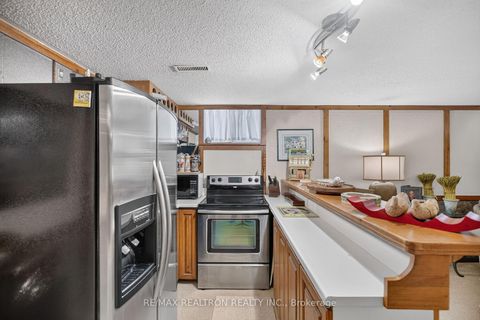 Photo 34 at 7 Conlins Road, Highland Creek, Toronto