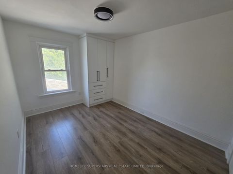 Photo 15 at 103 Arden Avenue, Central Newmarket, Newmarket