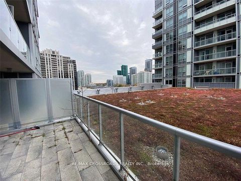 Photo 5 at 902 - 120 Harrison Garden Boulevard, Willowdale East, Toronto