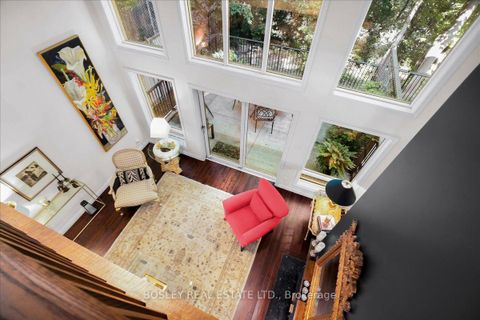 Photo 10 at 11 - 18 Doncrest Road, Danforth, Toronto