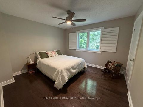 Photo 17 at 140 Hill Farm Road, Nobleton, King