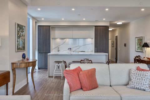 Photo 11 at 902 - 1 Hillsdale Avenue W, Eglinton, Toronto