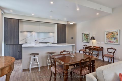 Photo 13 at 902 - 1 Hillsdale Avenue W, Eglinton, Toronto