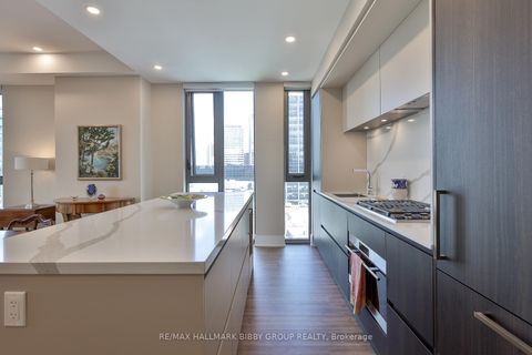 Photo 15 at 902 - 1 Hillsdale Avenue W, Eglinton, Toronto