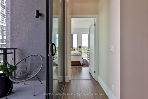 Photo 19 at 902 - 1 Hillsdale Avenue W, Eglinton, Toronto