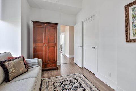 Photo 33 at 902 - 1 Hillsdale Avenue W, Eglinton, Toronto