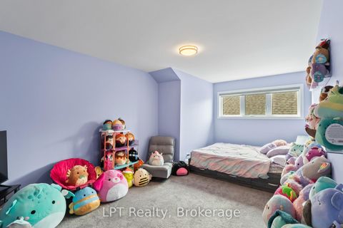 Photo 13 at 111 Bayview Avenue, Keswick South, Georgina