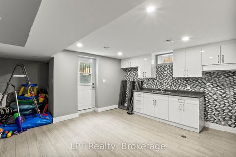 Photo 15 at 111 Bayview Avenue, Keswick South, Georgina