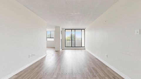 Photo 9 at 405 - 121 Trudelle Street, Eglinton East, Toronto