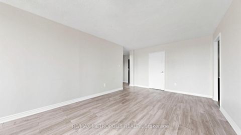 Photo 11 at 405 - 121 Trudelle Street, Eglinton East, Toronto