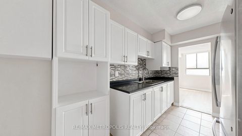Photo 13 at 405 - 121 Trudelle Street, Eglinton East, Toronto
