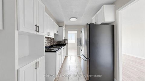 Photo 14 at 405 - 121 Trudelle Street, Eglinton East, Toronto