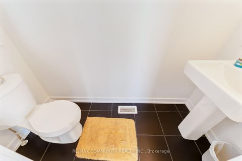 Photo 14 at 10 Liam Foudy Court, Bendale, Toronto